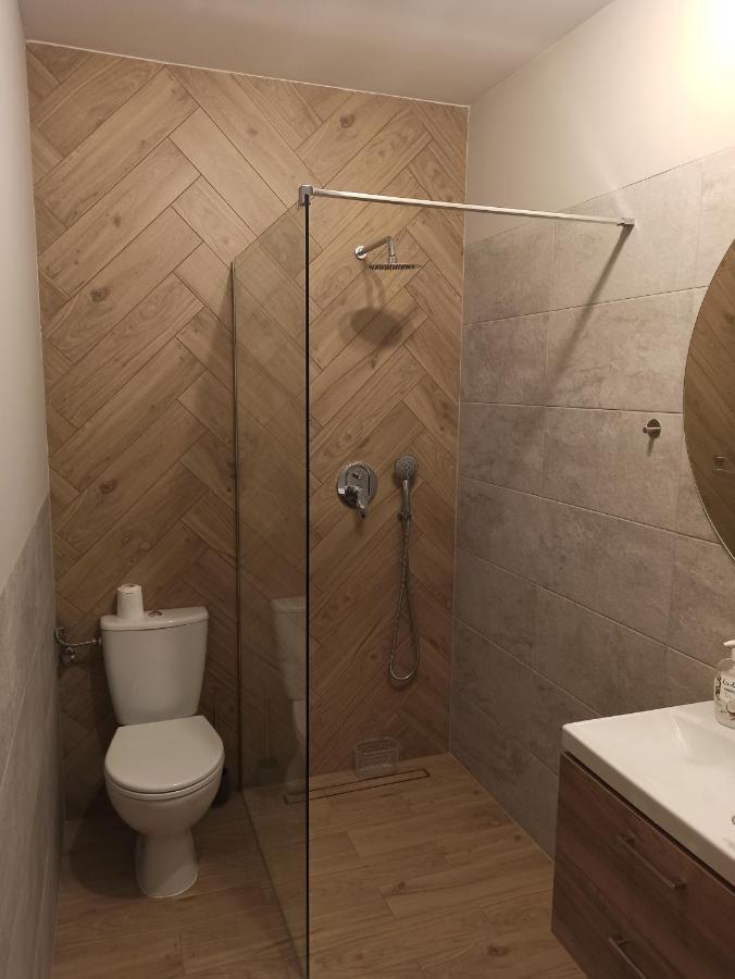 Ferienwohnung Pojezierze Waleckie Kusi Atrakcjami Wałcz Exterior foto