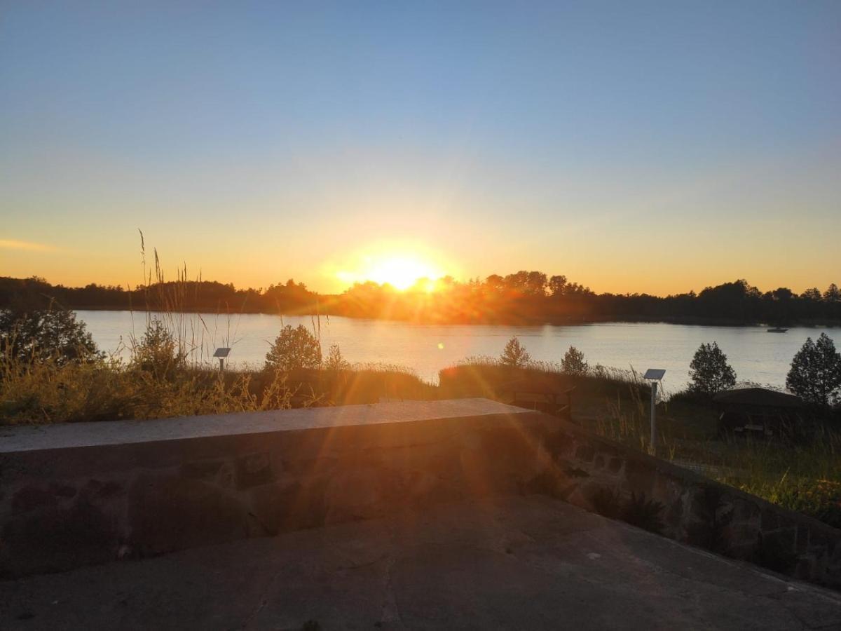 Ferienwohnung Pojezierze Waleckie Kusi Atrakcjami Wałcz Exterior foto